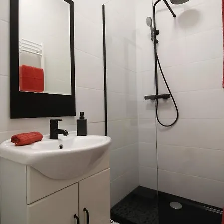 Viktoria Studioapartman Appartement *